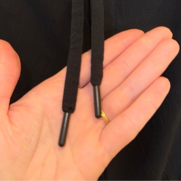 Athleta Trekkie North Crop 23” Jogger Women’s Size 12 - Picture 4 of 11